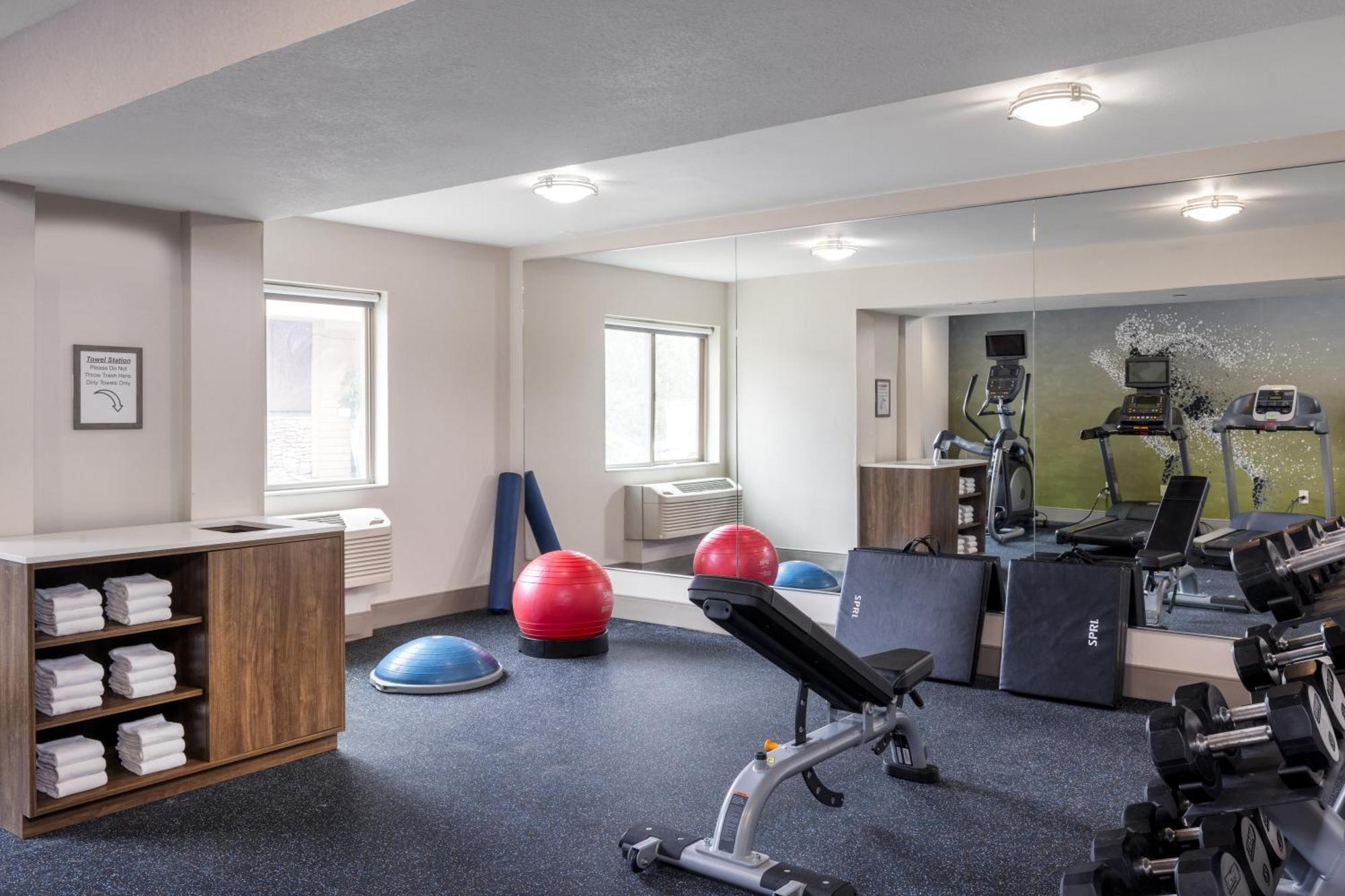 Holiday Inn Express Portland South - Lake Oswego By Ihg Dış mekan fotoğraf